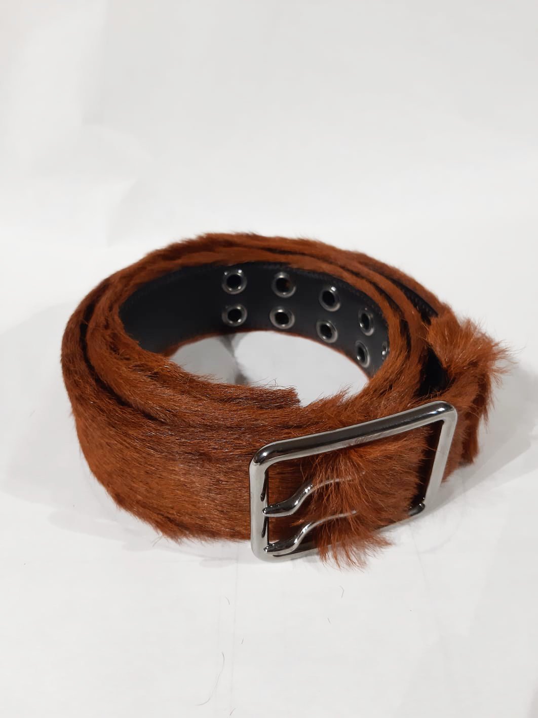 Prada FW 2017 Runway Pony Fur Belt – Forest Bunker display picture 3